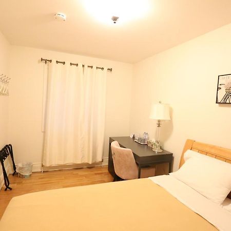 Hotel Ya Hua Pei Toronto Zewnętrze zdjęcie