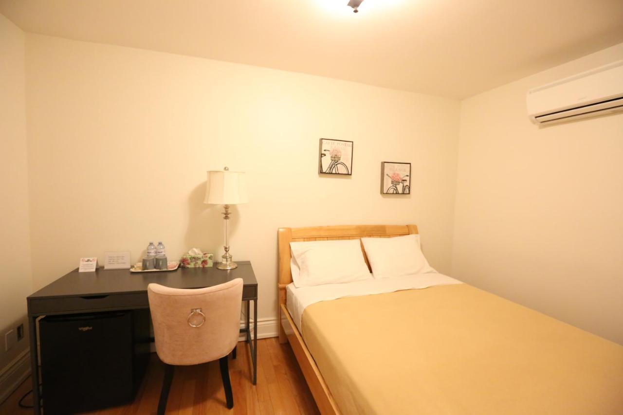 Hotel Ya Hua Pei Toronto Zewnętrze zdjęcie